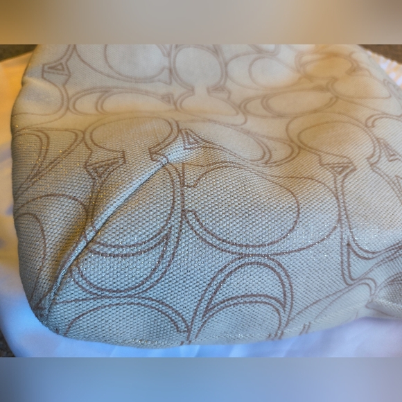 Coach Penelope Canvas Signature Metallic Gold / Beige Adjustable Shoulder Strap - Picture 12 of 13